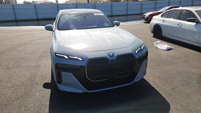 BMW Series 7 2024