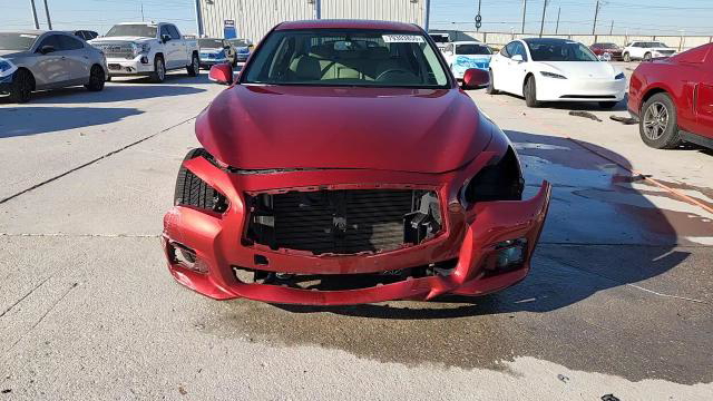 Infiniti Q50 2015