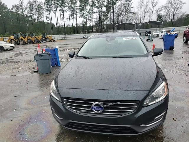 Volvo V60 2015