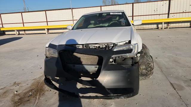 Chrysler 300 2015