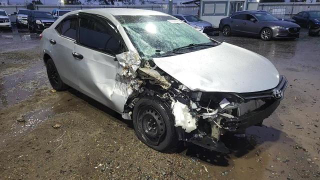 Toyota Corolla 2015
