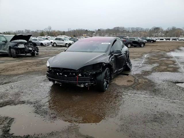 Tesla Model X 2019