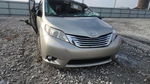 Toyota Sienna 2016