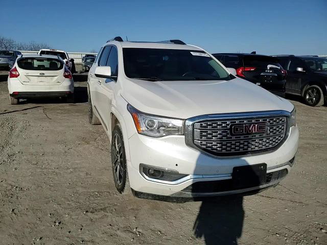 GMC Acadia 2017