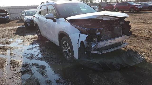Toyota Highlander 2023