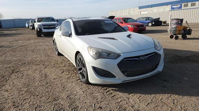 Hyundai Genesis 2013