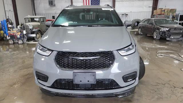 Chrysler Pacifica 2023