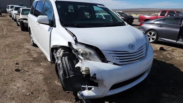Toyota Sienna 2015
