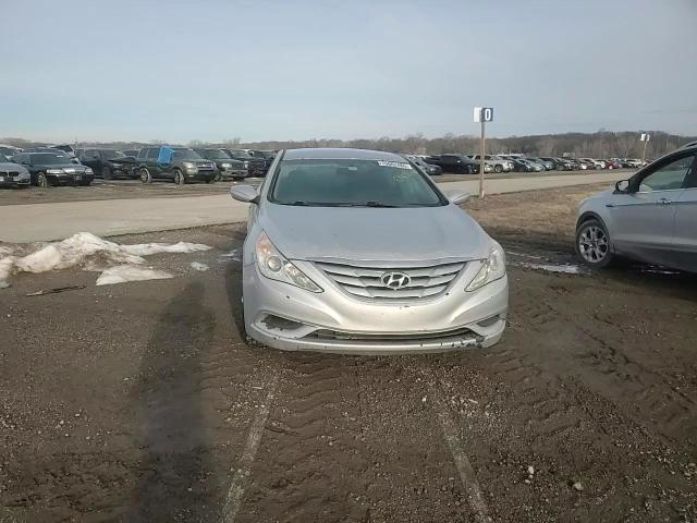 Hyundai Sonata 2011