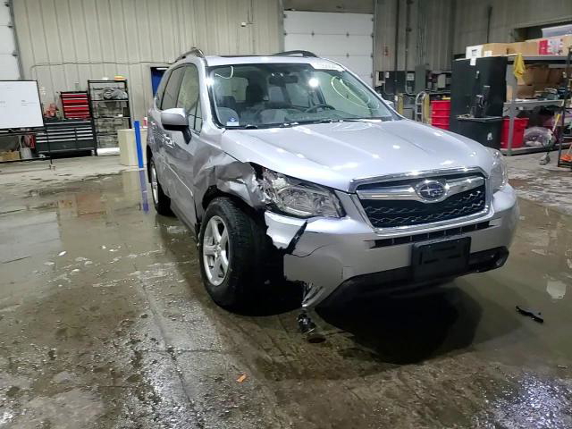 Subaru Forester 2016