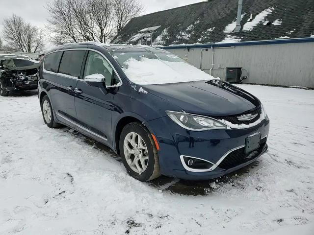 Chrysler Pacifica 2017