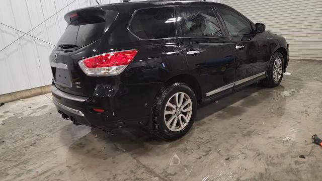 Nissan Pathfinder 2015
