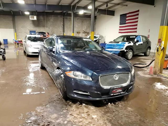 Jaguar XJ 2013