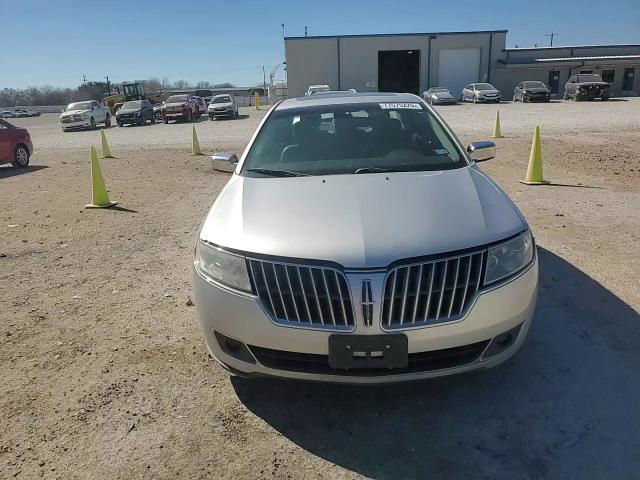 Lincoln MKZ 2011