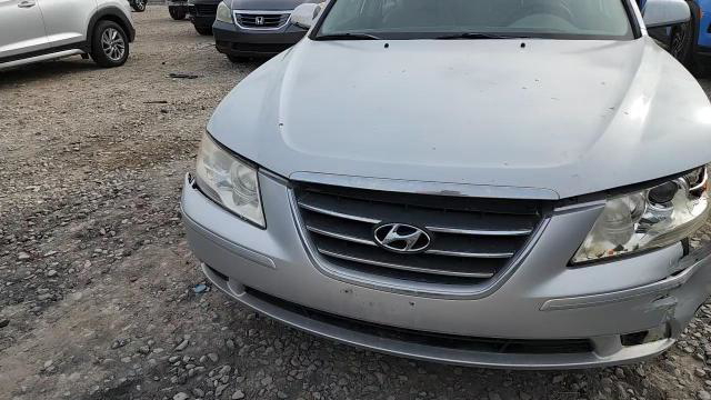 Hyundai Sonata 2010