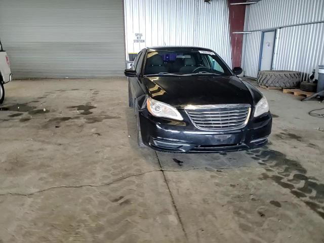 Chrysler 200 2012