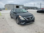 Nissan Versa 2015