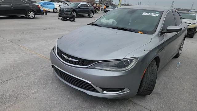 Chrysler 200 2017
