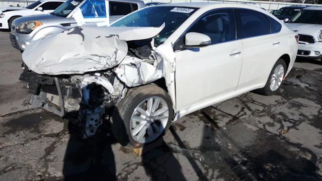 Toyota Avalon 2014
