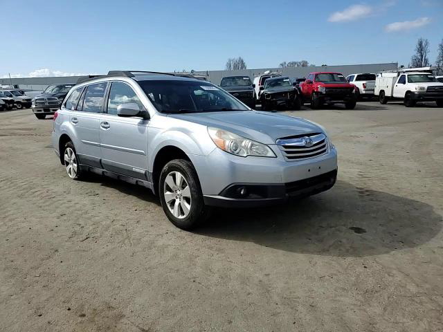 Subaru Outback 2012