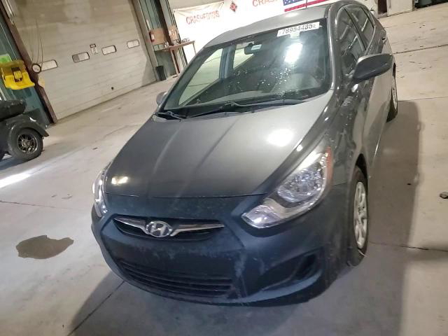 Hyundai Accent 2013