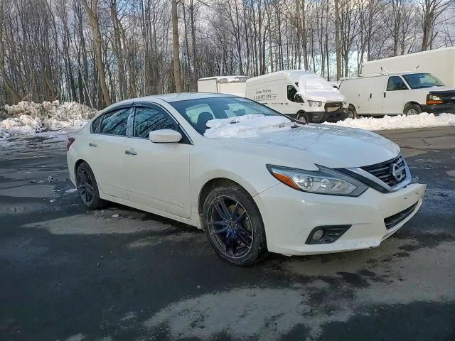 Nissan Altima 2017