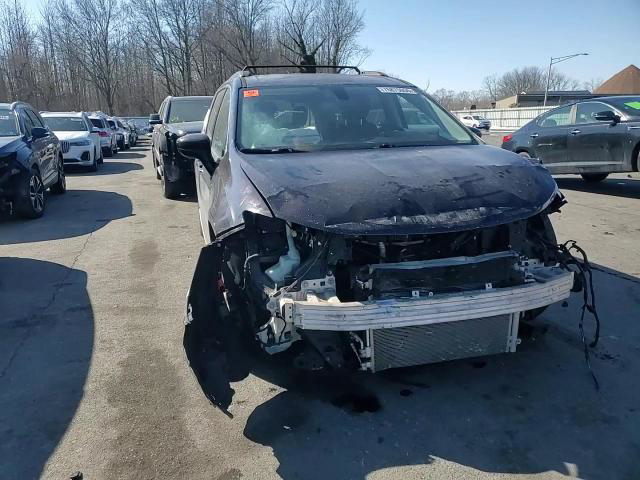 Chrysler Pacifica 2017