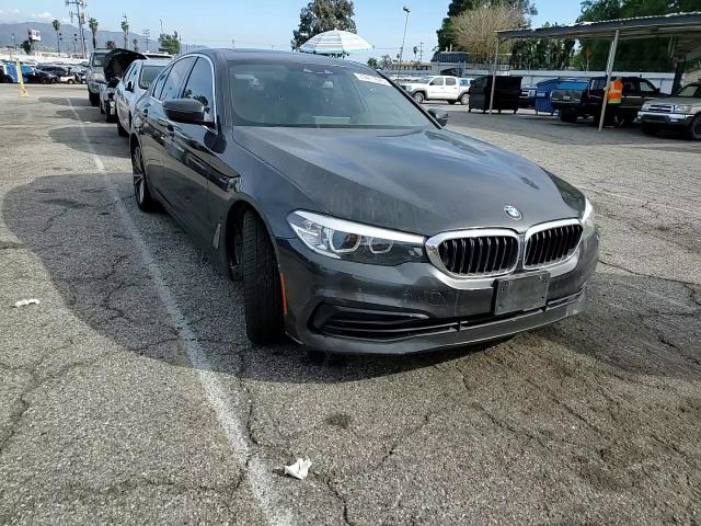 BMW Series 5 2019