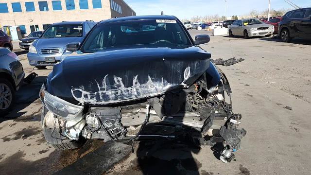 Ford Taurus 2015