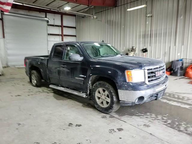 GMC Sierra 2011