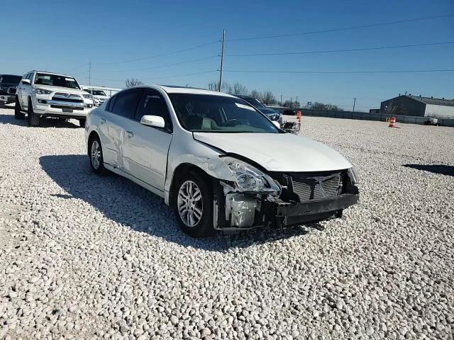 Nissan Altima 2011