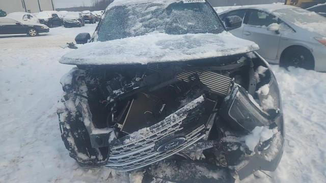 Ford Explorer 2022
