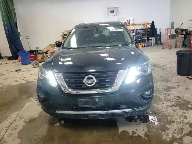 Nissan Pathfinder 2017