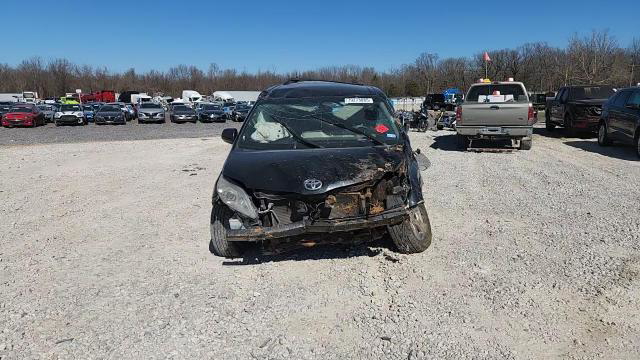 Toyota Sienna 2015