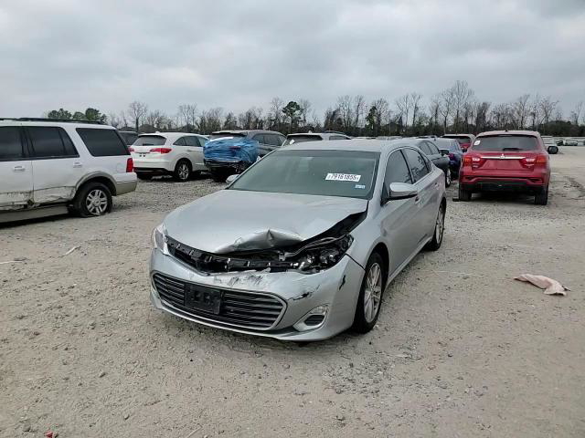 Toyota Avalon 2015