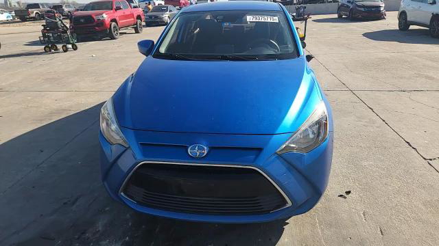 Scion iA 2016