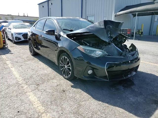 Toyota Corolla 2015