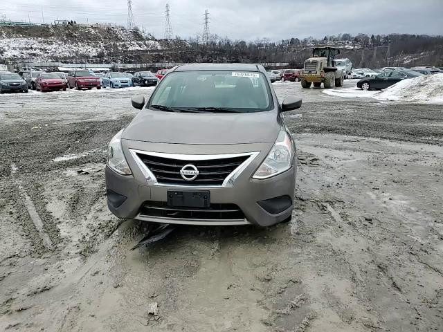 Nissan Versa 2017