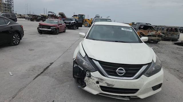 Nissan Altima 2018