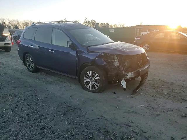 Nissan Pathfinder 2018