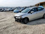 Nissan Versa 2021