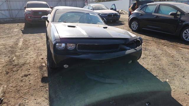 Dodge Challenger 2012