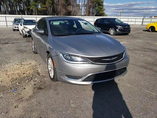 Chrysler 200 2016