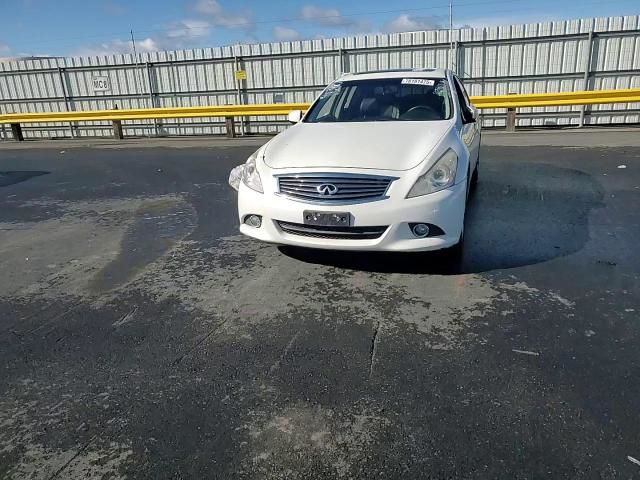 Infiniti G 2013