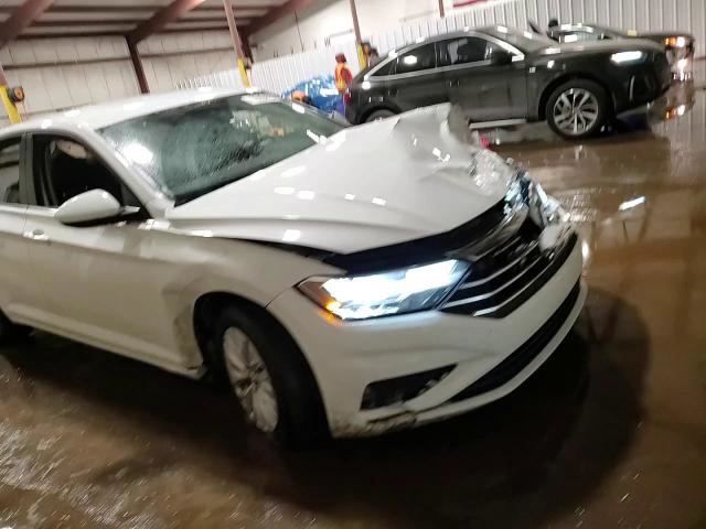 Volkswagen Jetta 2019