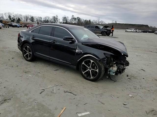 Ford Taurus 2016