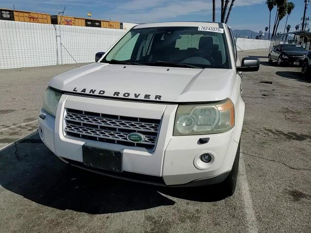 Land Rover LR2 2010