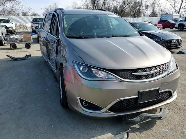 Chrysler Pacifica 2017