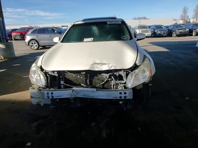 Infiniti G 2012