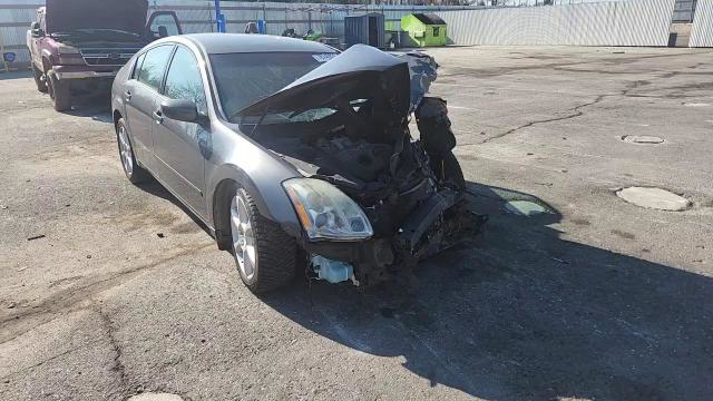 Nissan Maxima 2005